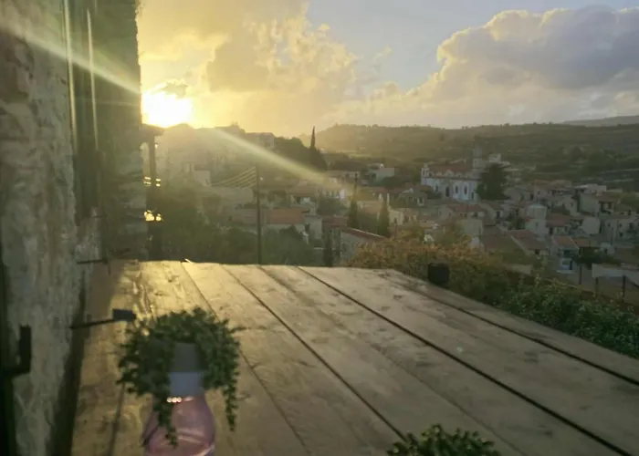 Σπίτι διακοπών Οίκος Λόφου-oikos Lofou *